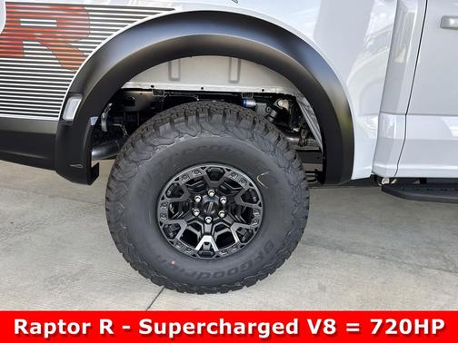2025 Ford F-150 Raptor R