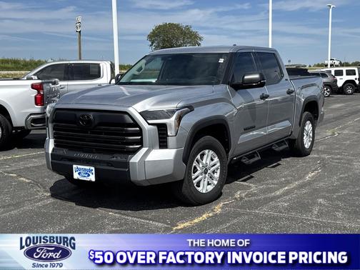 2022 Toyota Tundra SR5