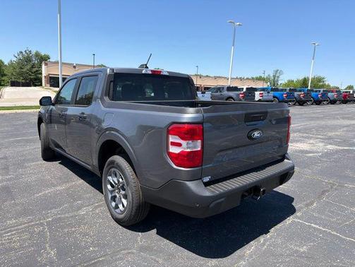 Carbonized Gray Metallic 2026 Ford Maverick XLT