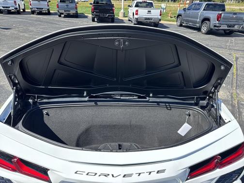 2025 Chevrolet Corvette Stingray w/3LT