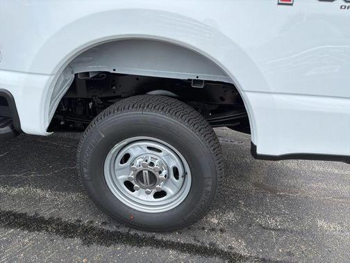 Oxford White 2026 Ford F-250 XL