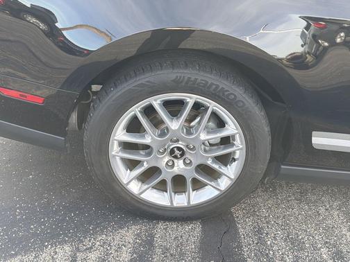 2012 Ford Mustang V6 Premium