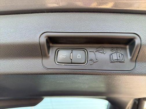 Carbonized Gray Metallic 2022 Ford Explorer XLT