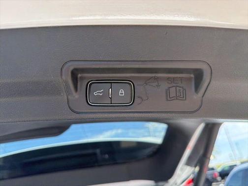 Oxford White 2020 Ford Explorer Base