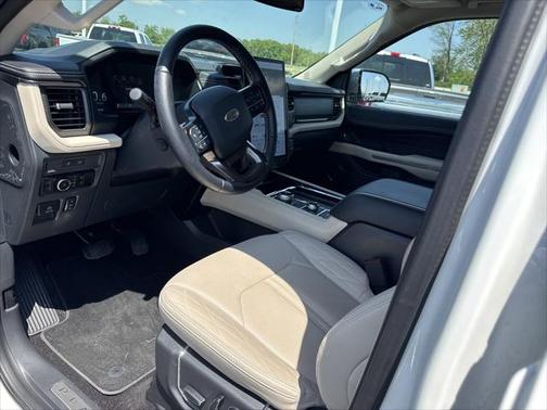 2023 Ford Expedition Max Platinum