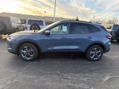 2026 Ford Escape ST-Line Select