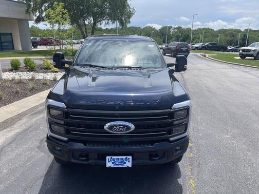 2025 Ford F-250 Platinum