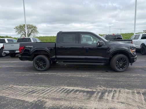 Agate Black Metallic 2026 Ford F-150 XLT
