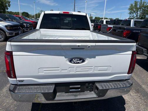 Star White Metallic Tri-Coat 2026 Ford F-150 Lariat