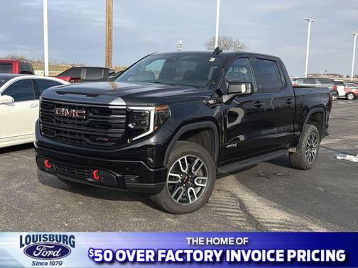 2024 GMC Sierra 1500 AT4