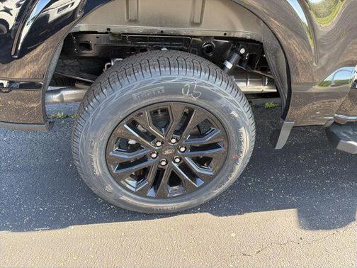 Agate Black Metallic 2026 Ford F-150 XLT