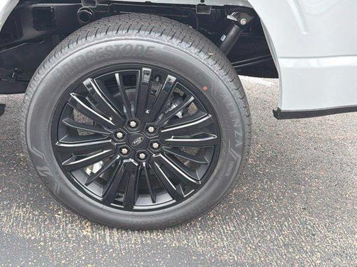 Avalanche 2026 Ford F-150 Platinum