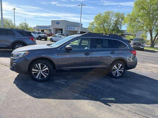 Gray Metallic 2019 Subaru Outback 3.6R Limited