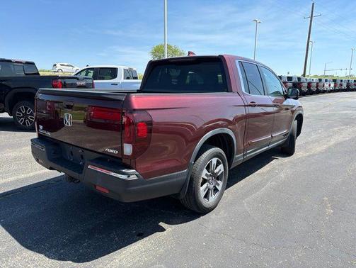 Deep Scarlet Pearl 2018 Honda Ridgeline RTL