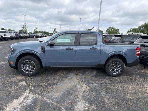 Azure Gray Metallic Tri-Coat 2026 Ford Maverick XLT