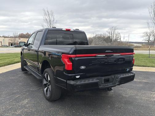 2024 Ford F-150 Lightning Platinum