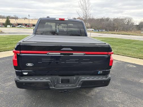 2024 Ford F-150 Lightning Platinum