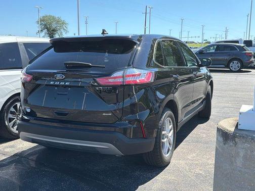 Agate Black Metallic 2023 Ford Edge SEL