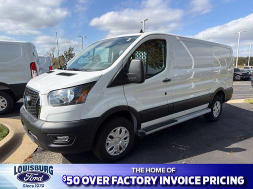 Oxford White 2025 Ford Transit-250 Base
