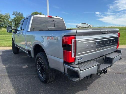 Iconic Silver Metallic 2024 Ford F-250 Platinum