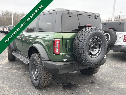 2025 Ford Bronco Outer Banks