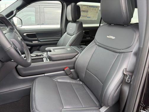 Agate Black Metallic 2026 Ford Expedition Max Platinum