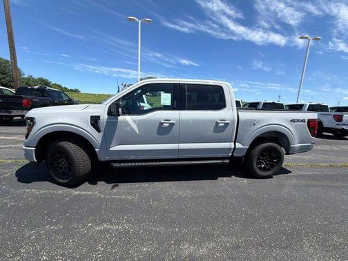 Avalanche 2026 Ford F-150 XLT