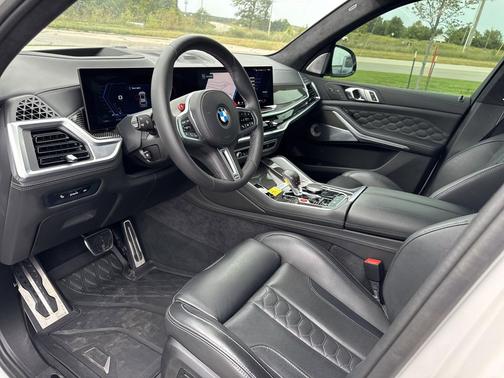 Mineral White Metallic 2024 BMW X5 M Base