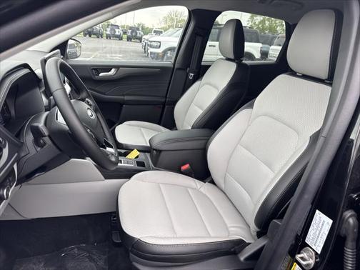 2025 Ford Escape PHEV Base