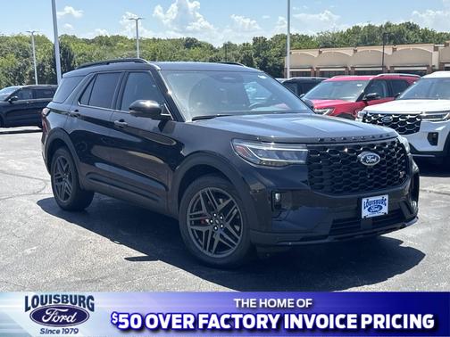 2025 Ford Explorer ST