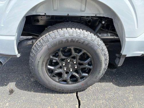Avalanche 2026 Ford F-150 XLT