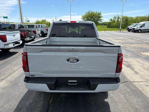 Avalanche 2026 Ford F-150 XLT