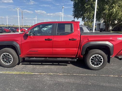 2024 Toyota Tacoma TRD Off Road