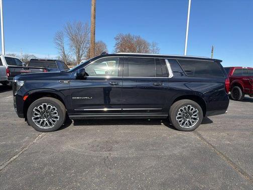 2023 GMC Yukon XL Denali Ultimate