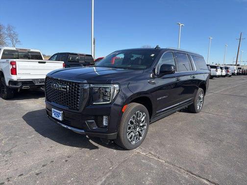 2023 GMC Yukon XL Denali Ultimate