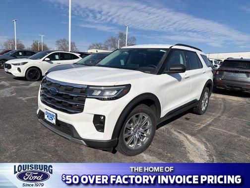 2026 Ford Explorer Active w/200A Pkg