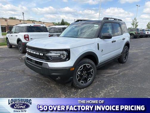 Space White Metallic 2026 Ford Bronco Sport Outer Banks