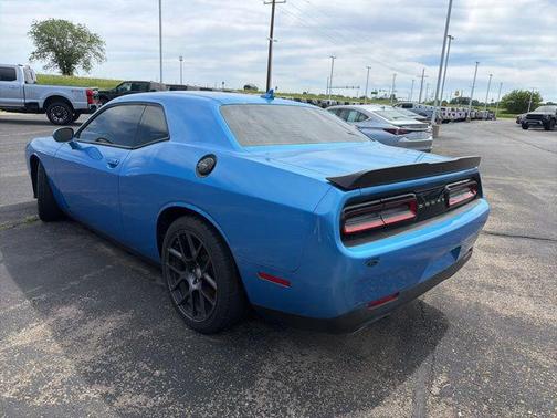 B5 Blue Pearlcoat 2016 Dodge Challenger R/T Scat Pack