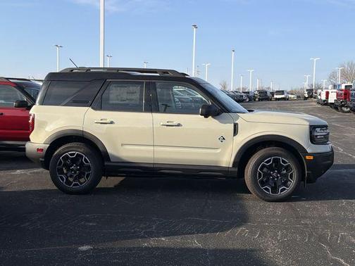 Desert Sand 2025 Ford Bronco Sport Outer Banks