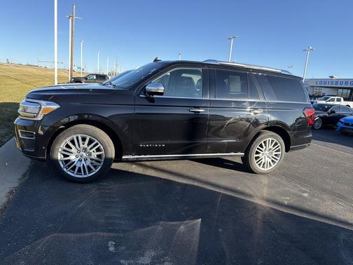 2022 Ford Expedition Platinum