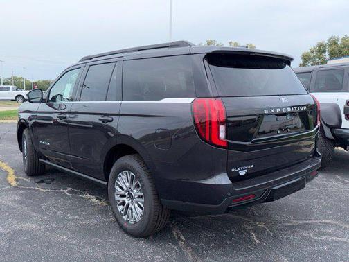 Dark Matter Gray Metallic 2027 Ford Expedition Platinum