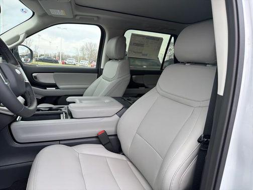 Space Silver Metallic 2026 Ford Expedition Active