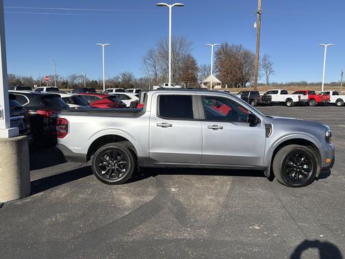 2023 Ford Maverick Lariat