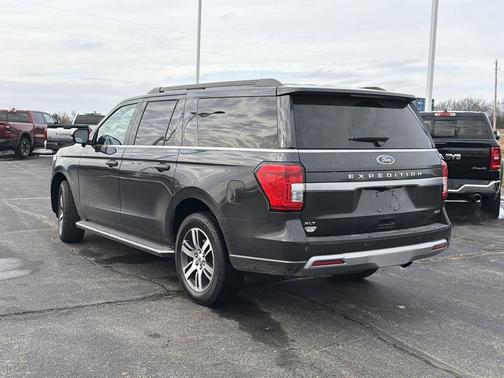 2022 Ford Expedition Max XLT