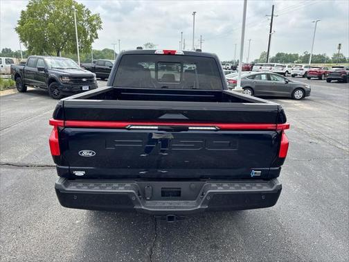 2025 Ford F-150 Lightning LARIAT