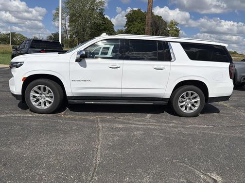 2024 Chevrolet Suburban Premier