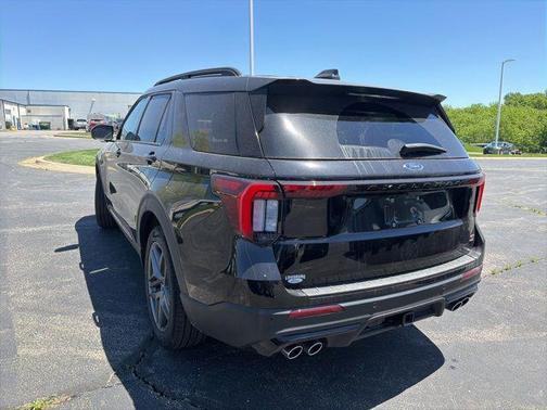 Agate Black Metallic 2026 Ford Explorer ST