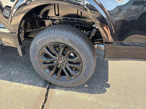 Agate Black Metallic 2026 Ford F-150 XLT