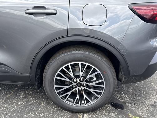 2025 Ford Escape PHEV Base