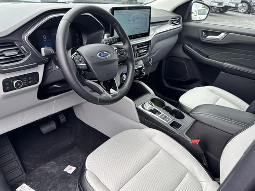 2025 Ford Escape PHEV Base